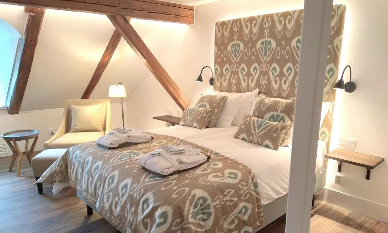 Hotel 1622 Adults Only image
