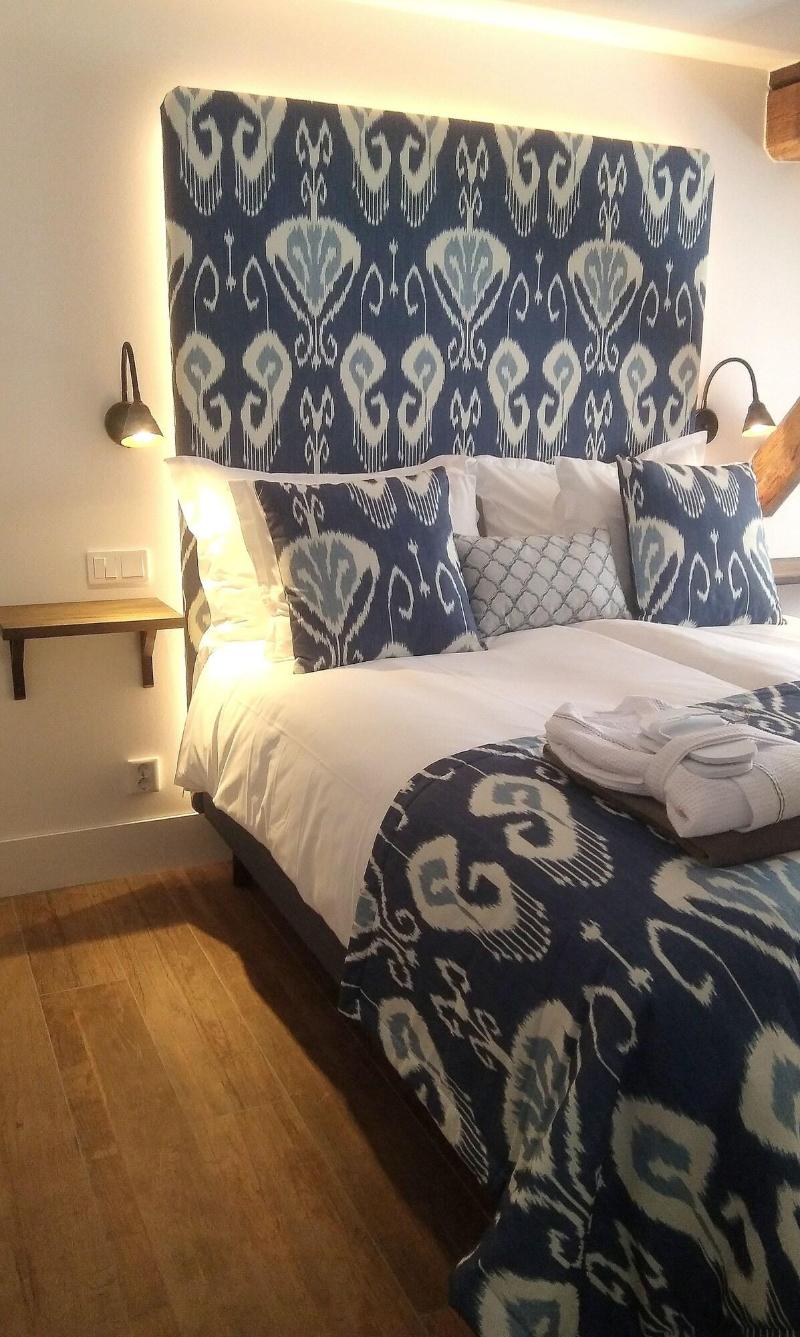 Hotel 1622 Adults Only image