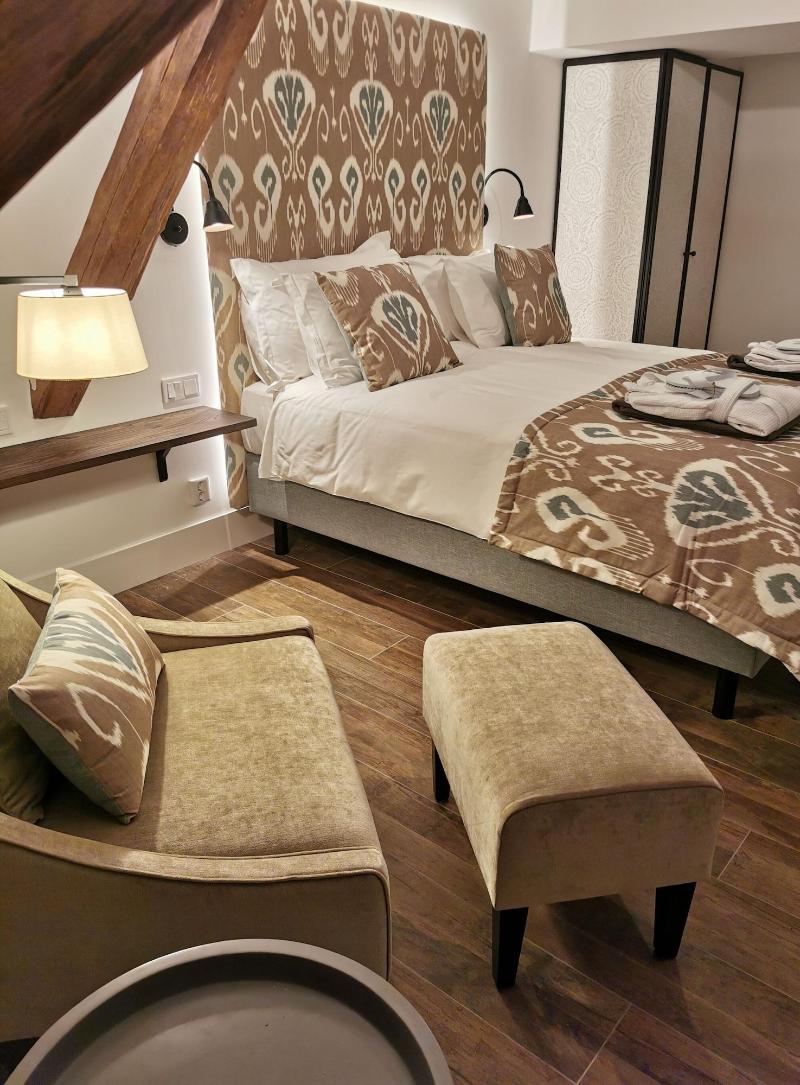 Hotel 1622 Adults Only image
