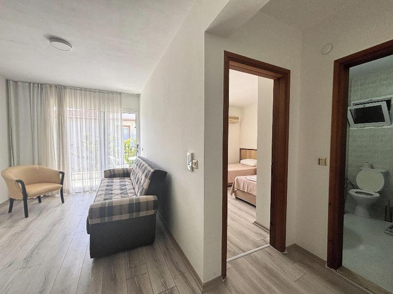 Fora Apart Otel image