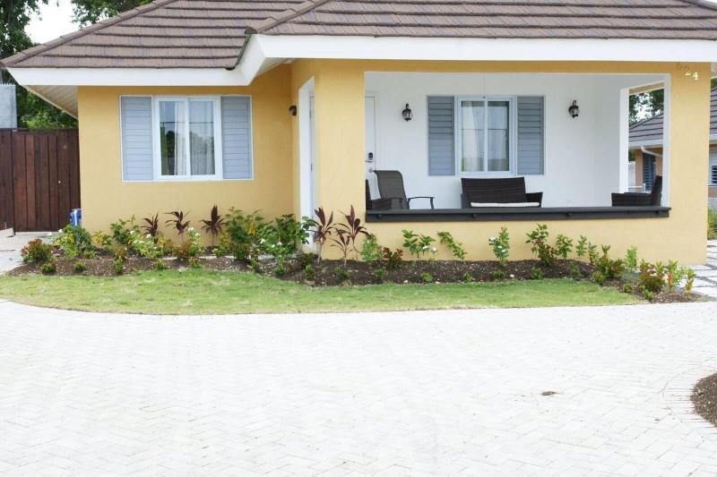 Ocho Rios Villa At Coolshade Vi image