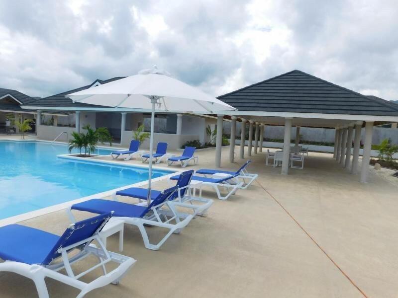 Ocho Rios Villa At Coolshade Vi image