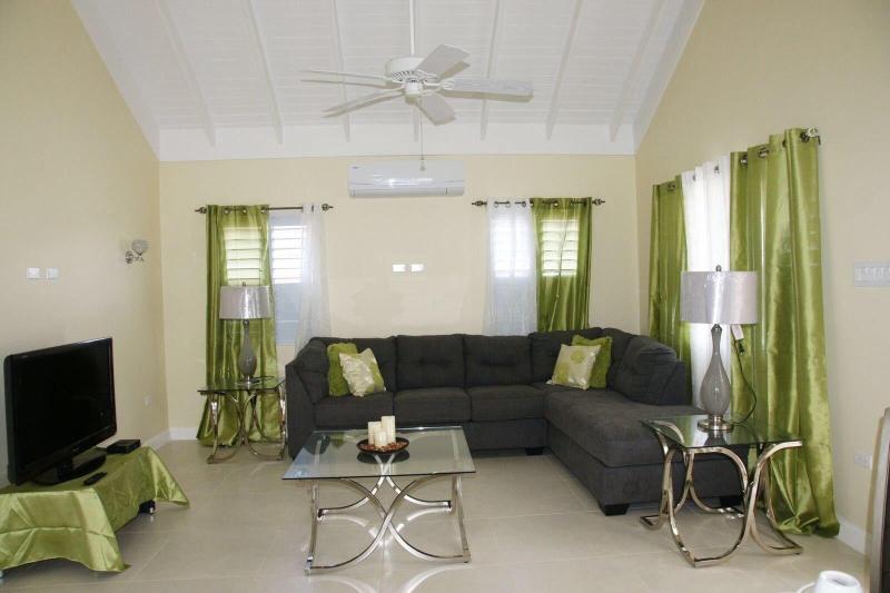 Ocho Rios Villa At Coolshade Vi image
