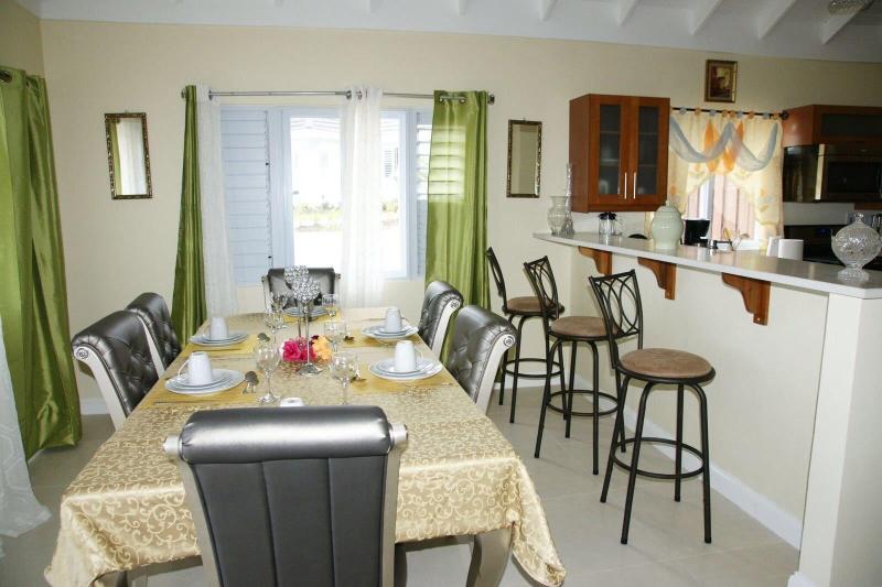 Ocho Rios Villa At Coolshade Vi image