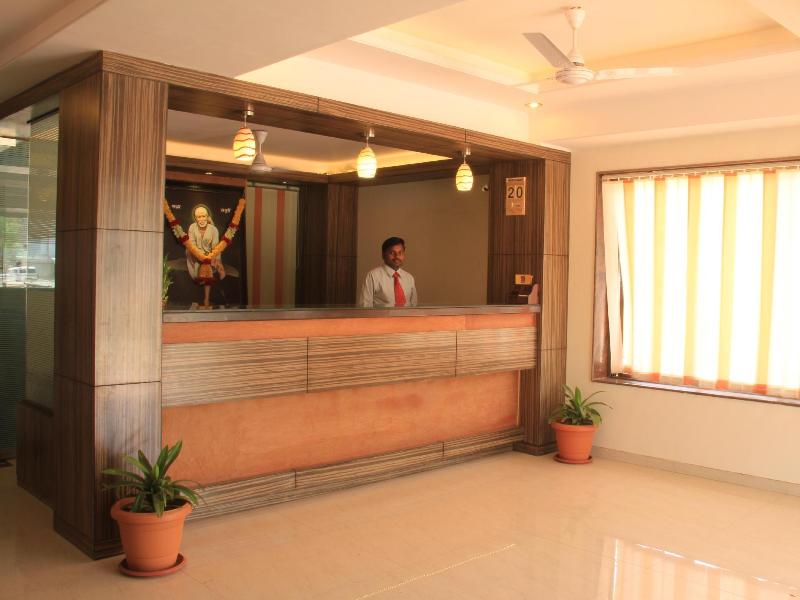 Hotel Sai Gurusthan