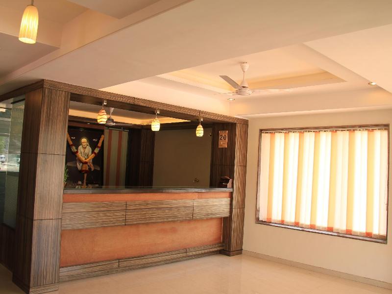 Hotel Sai Gurusthan