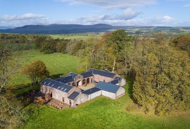 Finnich Cottages image