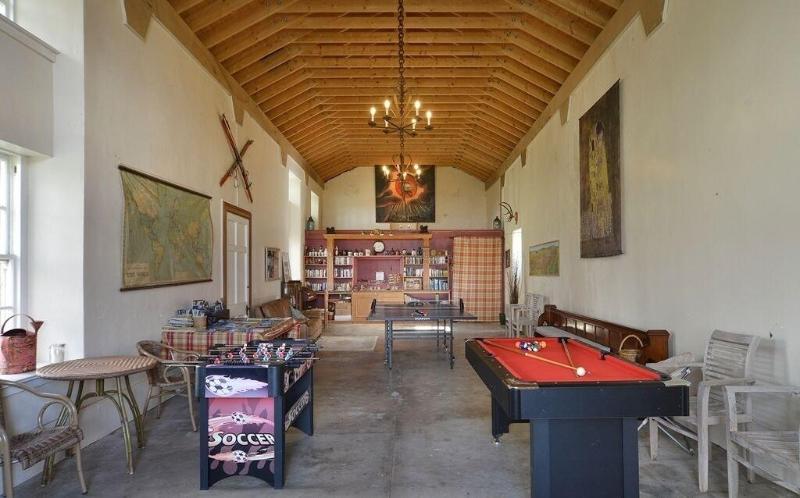 Finnich Cottages image