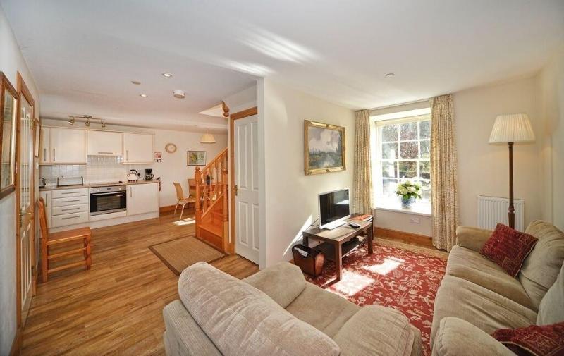 Finnich Cottages image