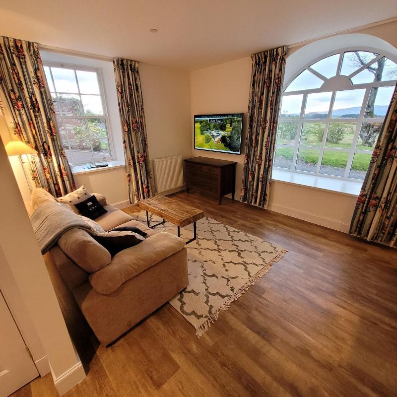 Finnich Cottages image