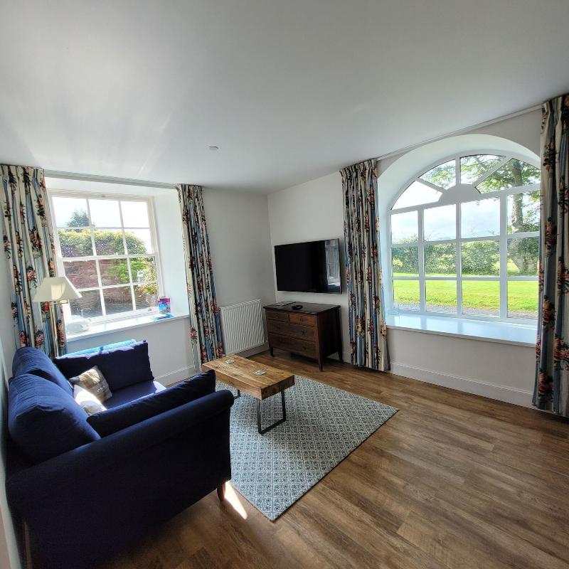 Finnich Cottages image
