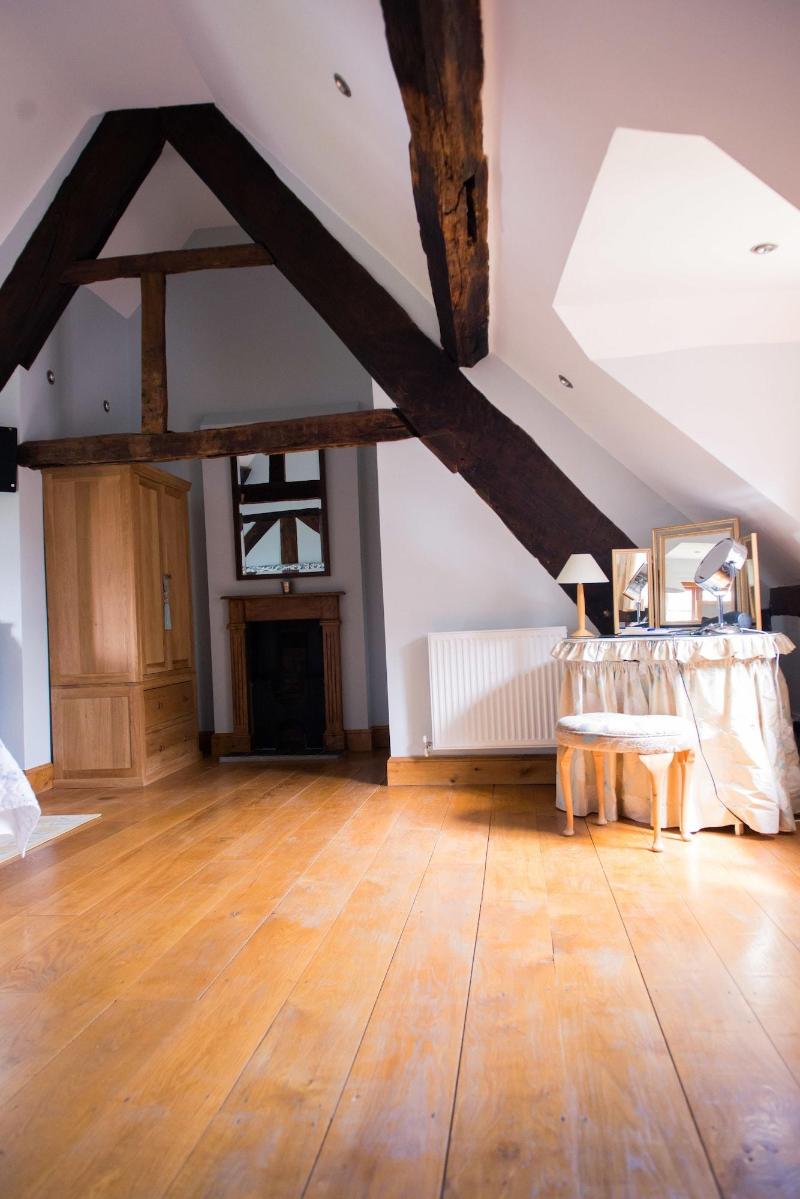 Huntlands Farm image