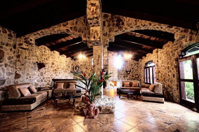 Malekus Mountain Lodge image