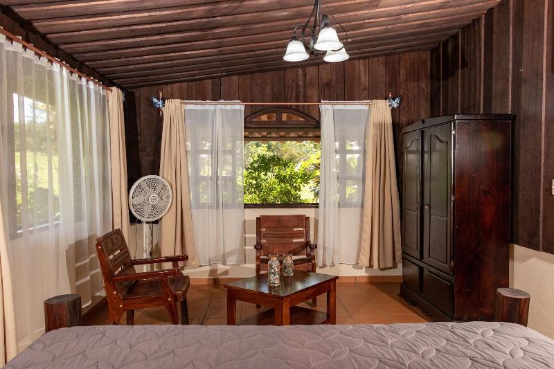 Malekus Mountain Lodge image