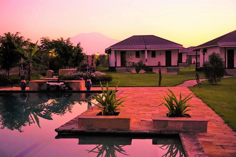 Moyoni Airport Lodge image