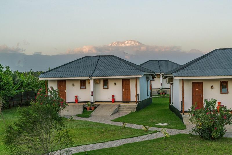 Moyoni Airport Lodge image