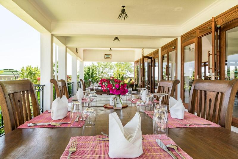 Moyoni Airport Lodge image