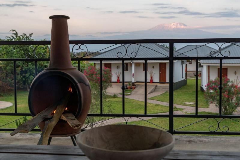 Moyoni Airport Lodge image