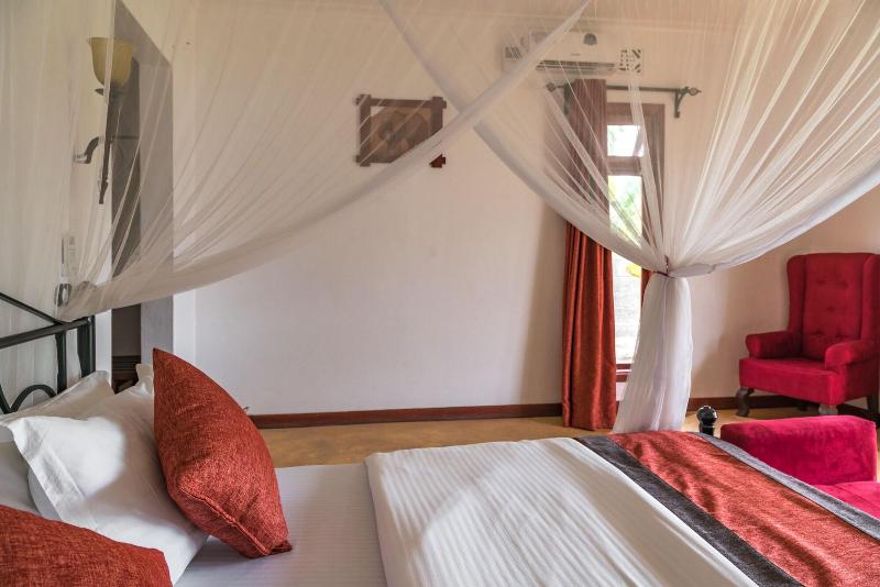 Moyoni Airport Lodge image