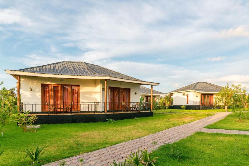 Moyoni Airport Lodge image