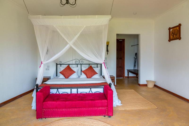Moyoni Airport Lodge image