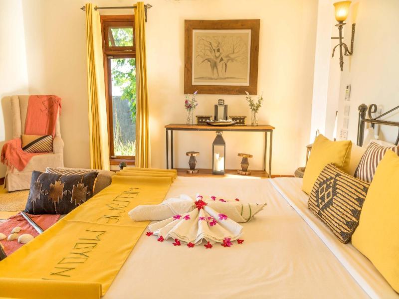 Moyoni Airport Lodge image