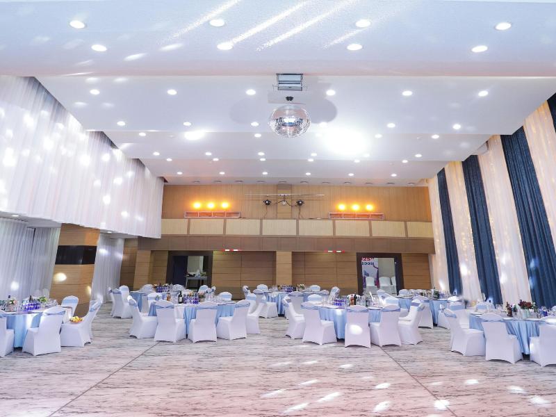 Tanan  Center Serviced Apartments image