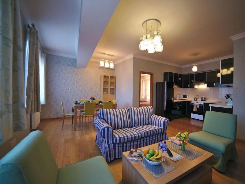 Tanan  Center Serviced Apartments image