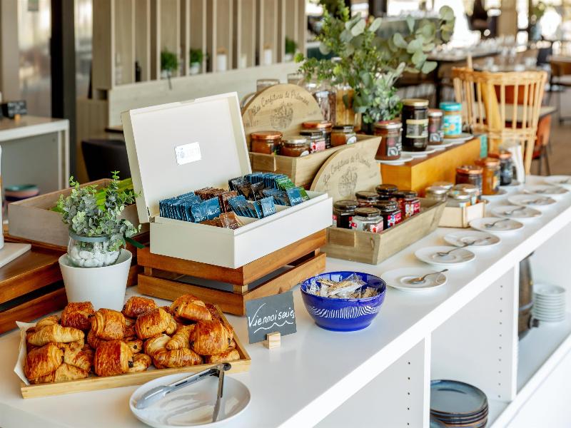 Golden Tulip Martigues - Provence image