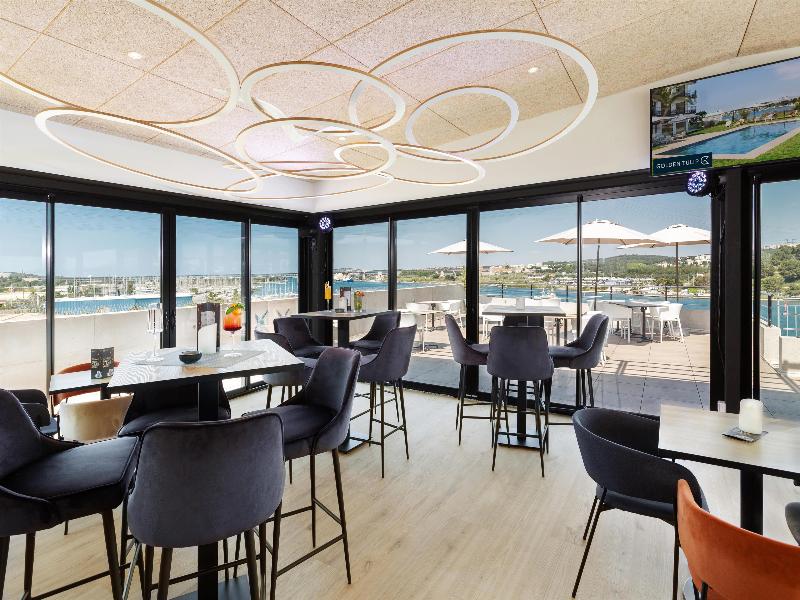 Golden Tulip Martigues - Provence image