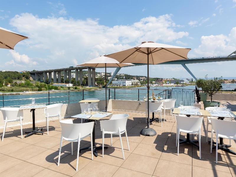 Golden Tulip Martigues - Provence image
