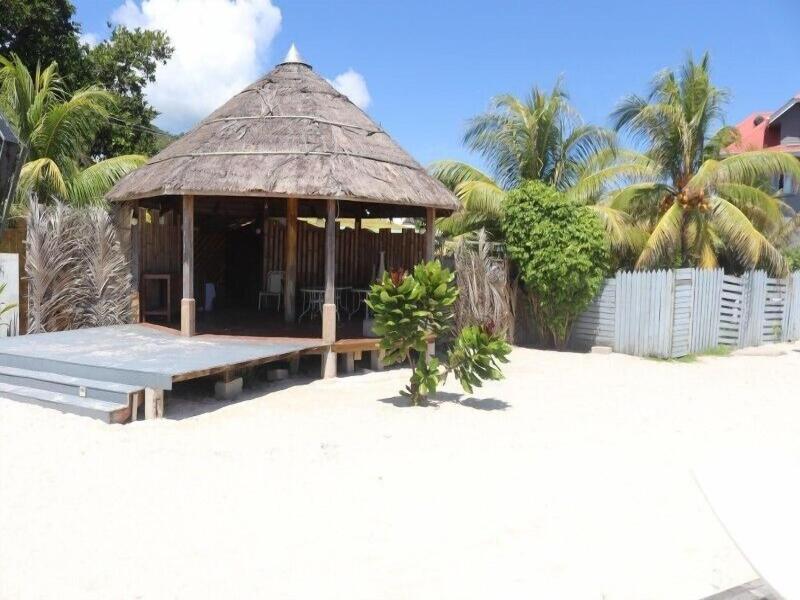 The Islanders Hotel