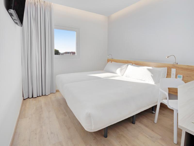 B&B Hotel Porto Expo Aeroporto image