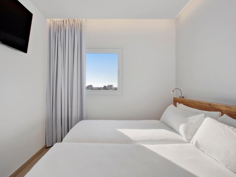B&B Hotel Porto Expo Aeroporto image