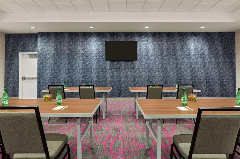Home2 Suites By Hilton Colorado Springs I 25 Centr image
