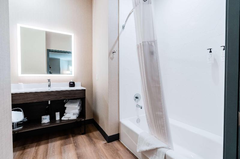 Hotel Nobo Cascade, Tapestry Collection By Hilton image