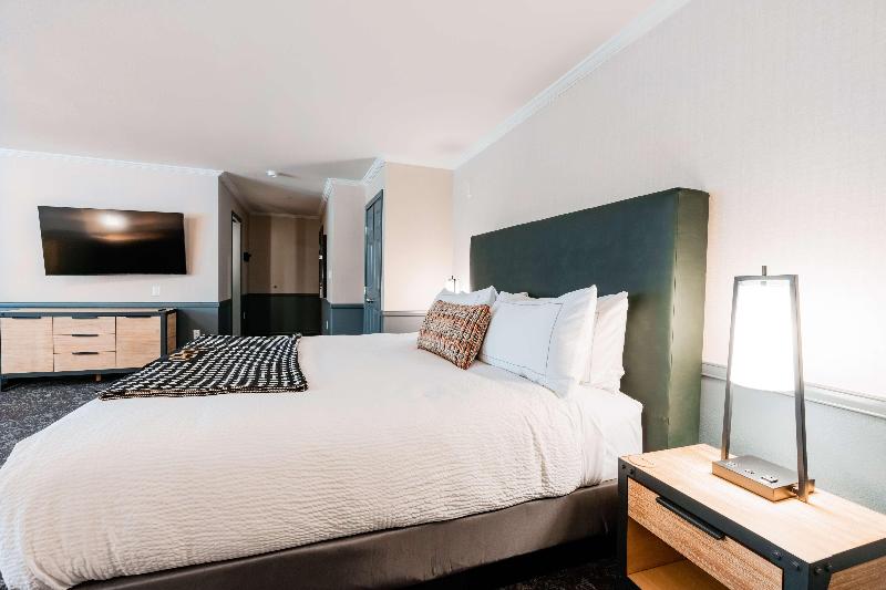 Hotel Nobo Cascade, Tapestry Collection By Hilton image