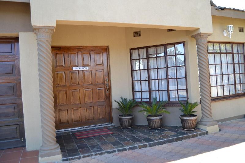 Triple Palms Bed And Breakfast image