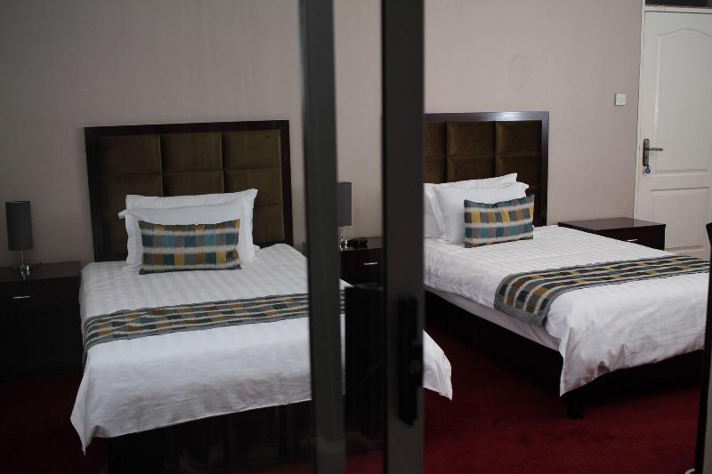 Triple Palms Bed And Breakfast image