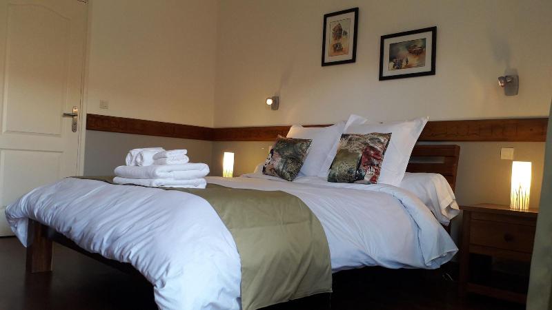 Ilo Hotel image