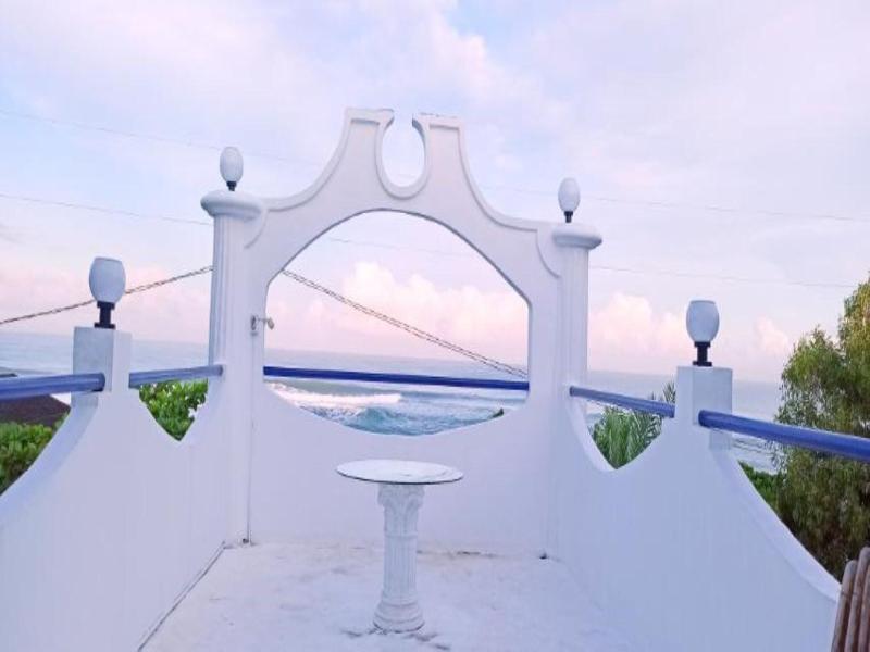 Club Monet Beach Resort By Cocotel