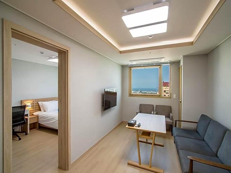 Jeju Central Park Residence image