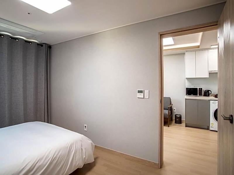 Jeju Central Park Residence image