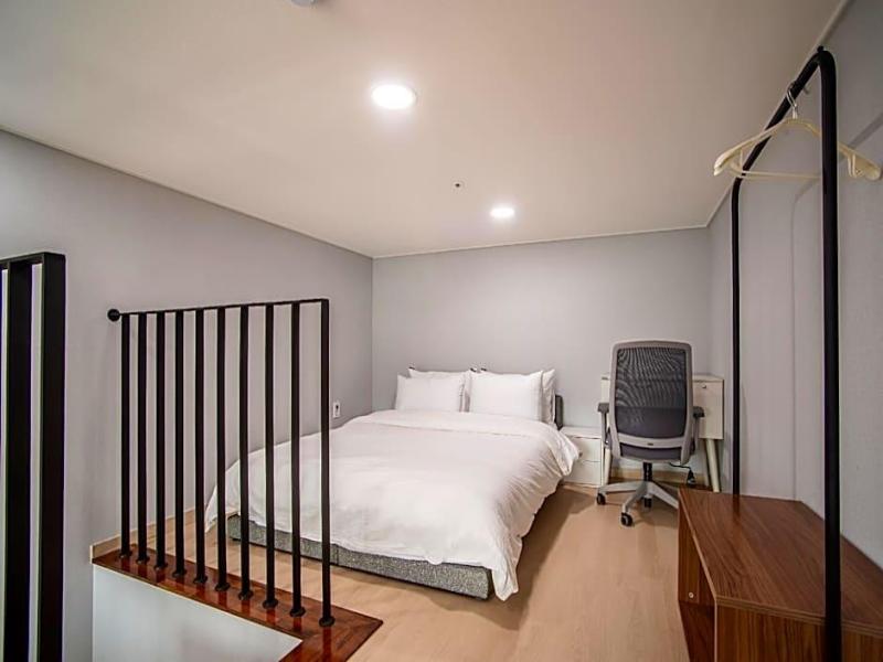 Jeju Central Park Residence image