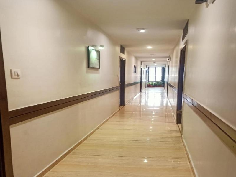 Hotel Gateway Inn image