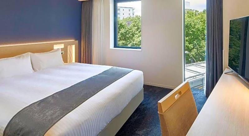 Hotel Keyaki Gate Tokyo Fuchu image