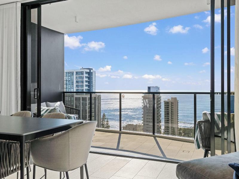 Encore Broadbeach image