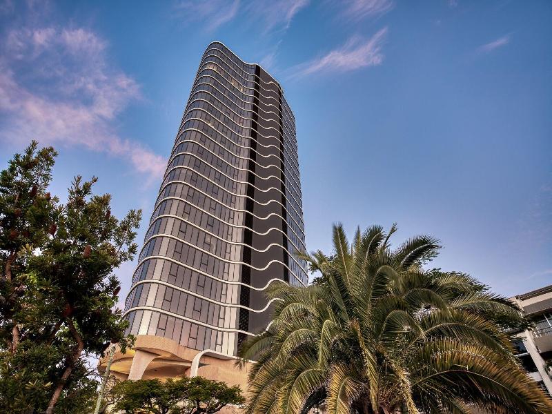 Encore Broadbeach image