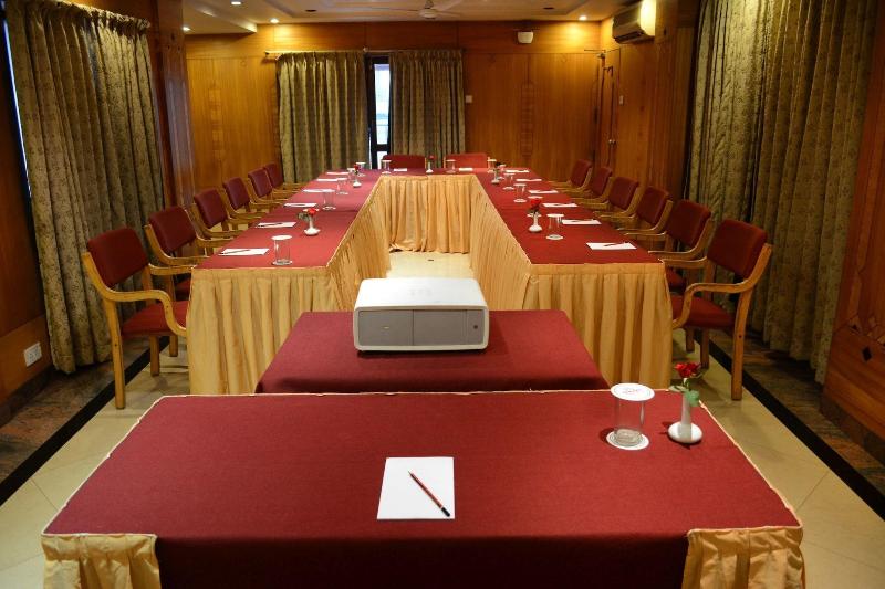 Hotel The Samrat image