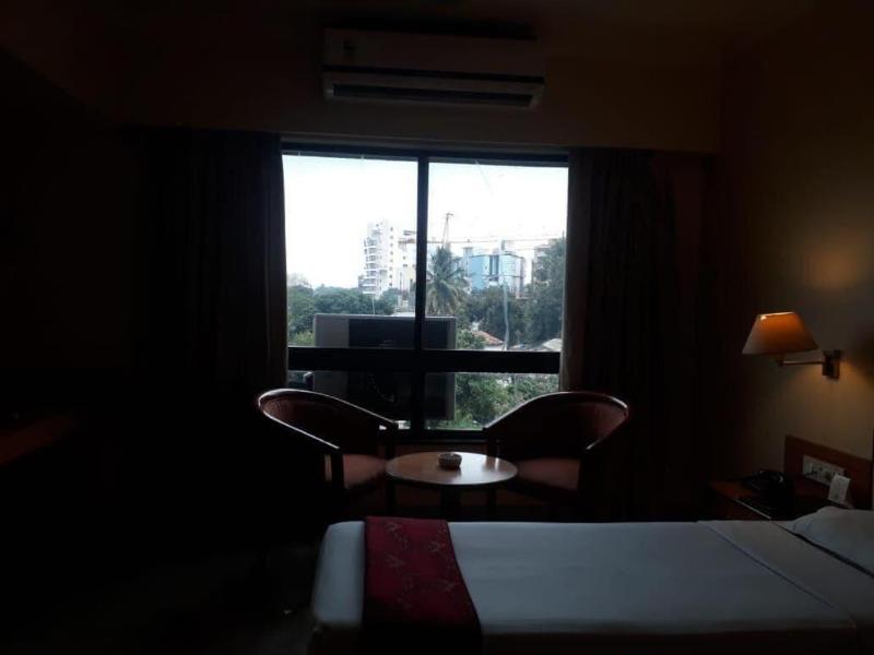 Hotel The Samrat image